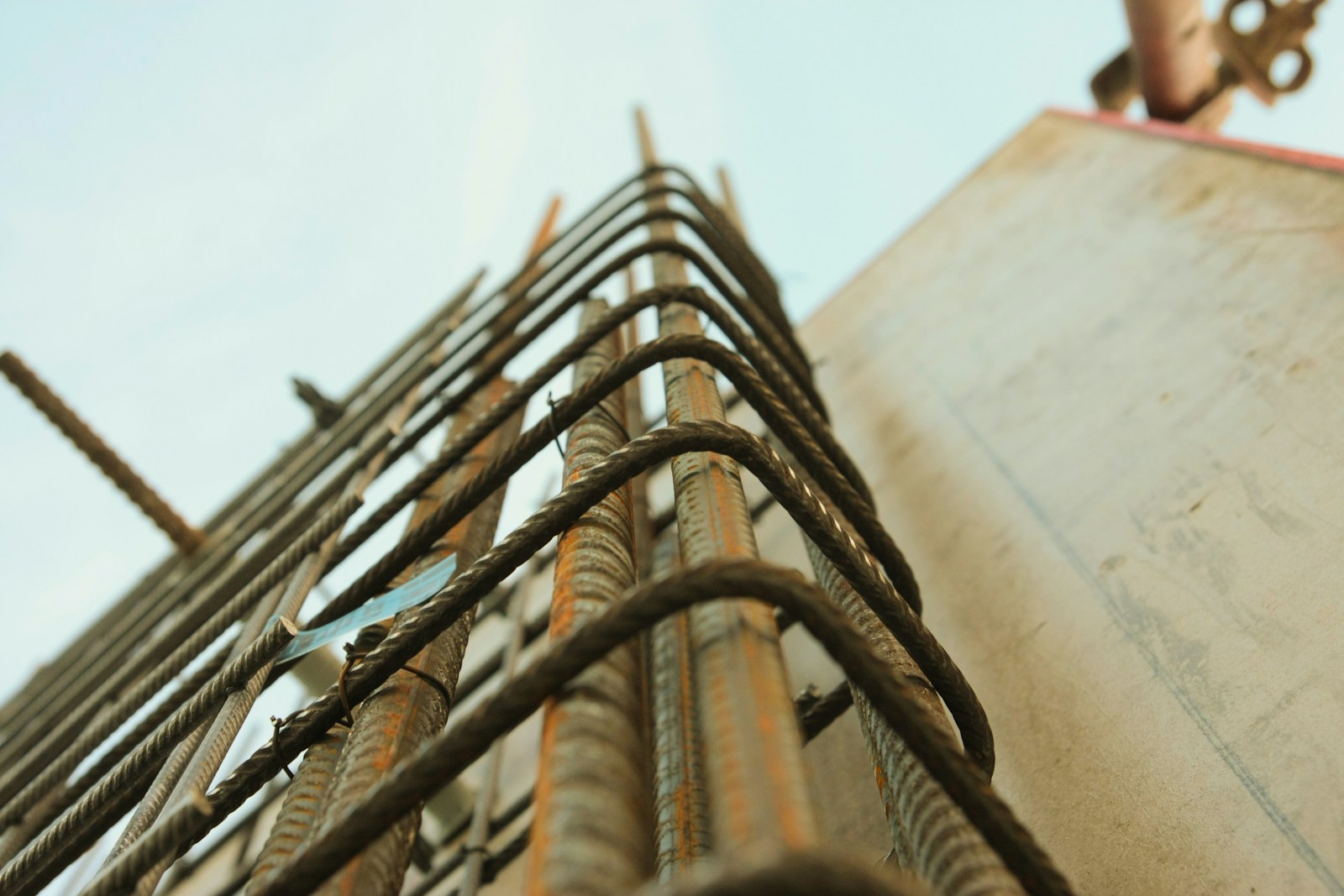 Armadura de acero en estructura de hormigón