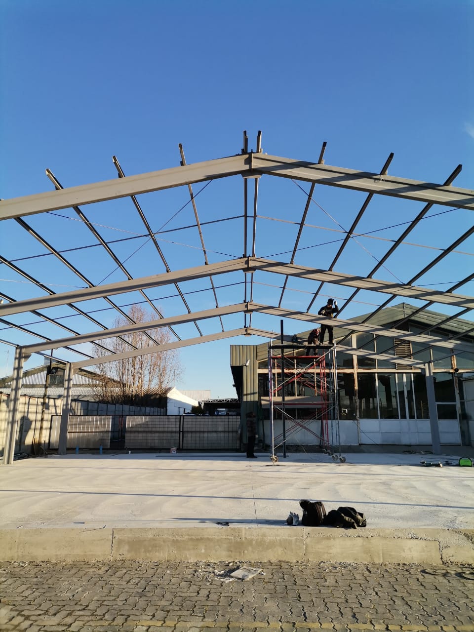 Nave de gran luz E. Kovacs
